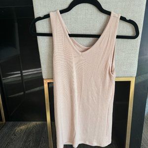 Tommy John  rose dust color Second Skin Tank- new with tags (size small)